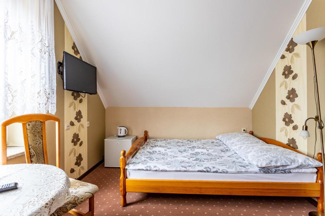 Pokoje Goscinne Katarzyna Kur Dębki Exteriér fotografie